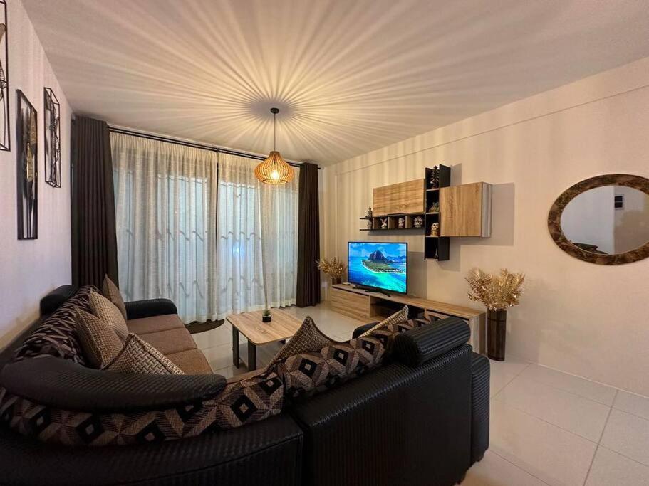 Seasand-Entire Luxury 3 Bd Condo - Close To Beach Flic-en-Flacq Exteriör bild