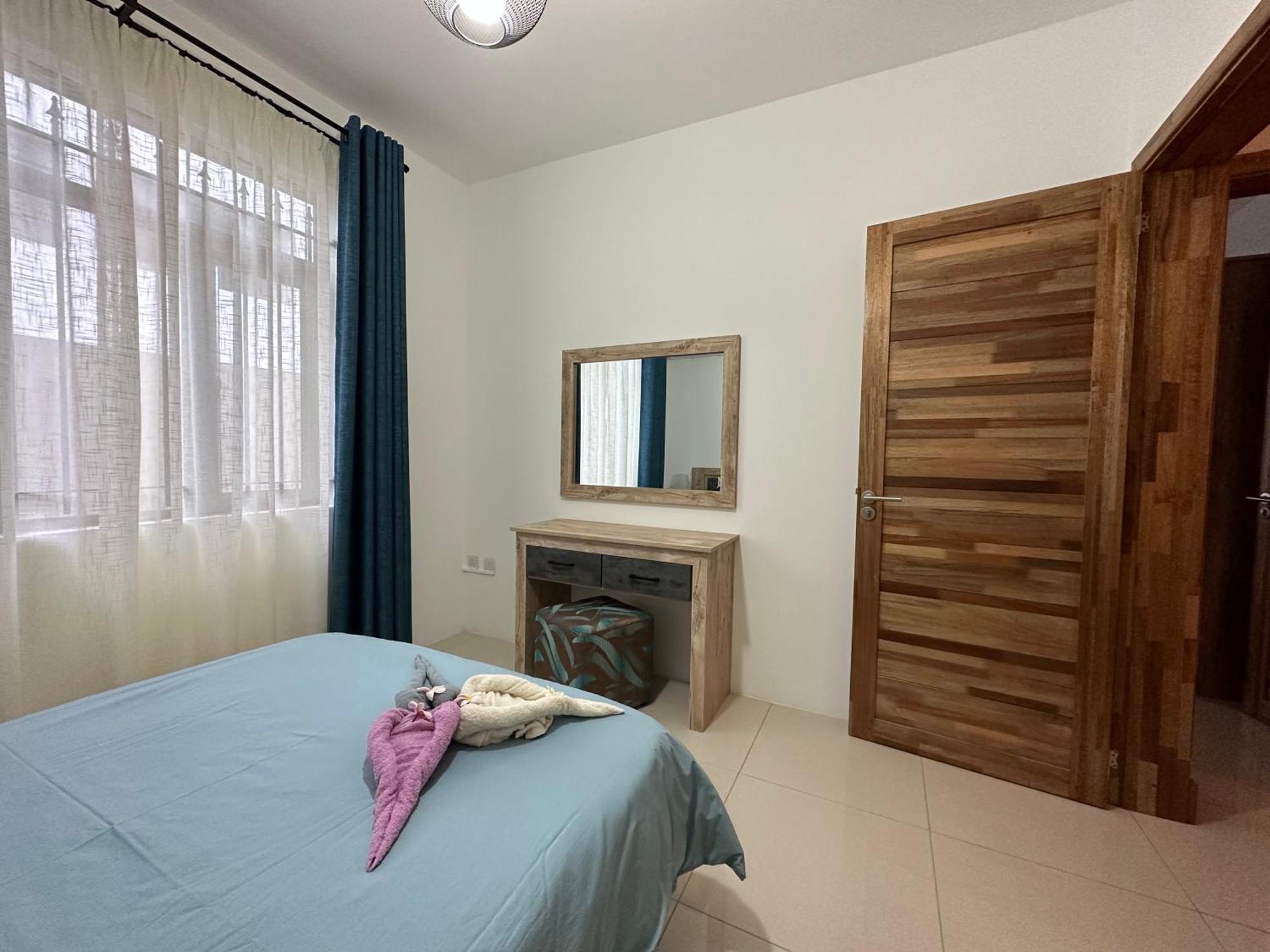 Seasand-Entire Luxury 3 Bd Condo - Close To Beach Flic-en-Flacq Exteriör bild