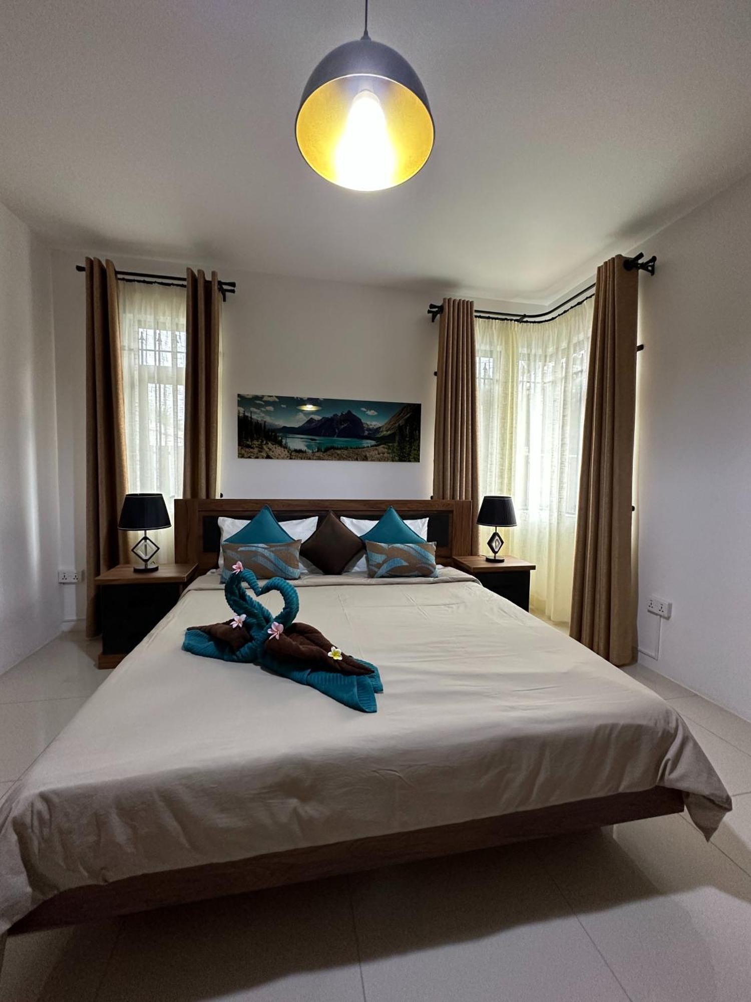 Seasand-Entire Luxury 3 Bd Condo - Close To Beach Flic-en-Flacq Exteriör bild