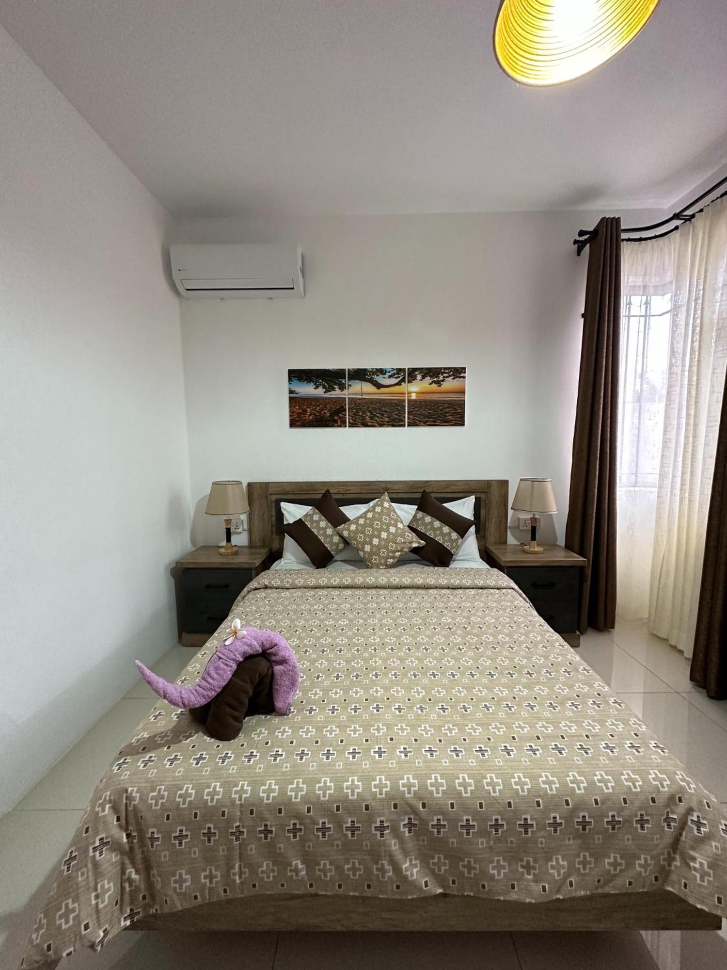 Seasand-Entire Luxury 3 Bd Condo - Close To Beach Flic-en-Flacq Exteriör bild